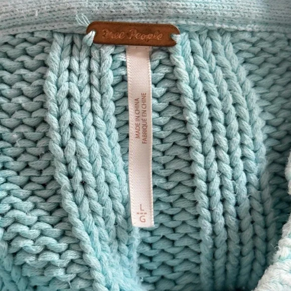 Free People Sweetheart Chunky Knit Mock Neck Oversized Sweater (L) - Picture 3 of 6